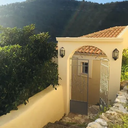 Willa The Cove Assos *